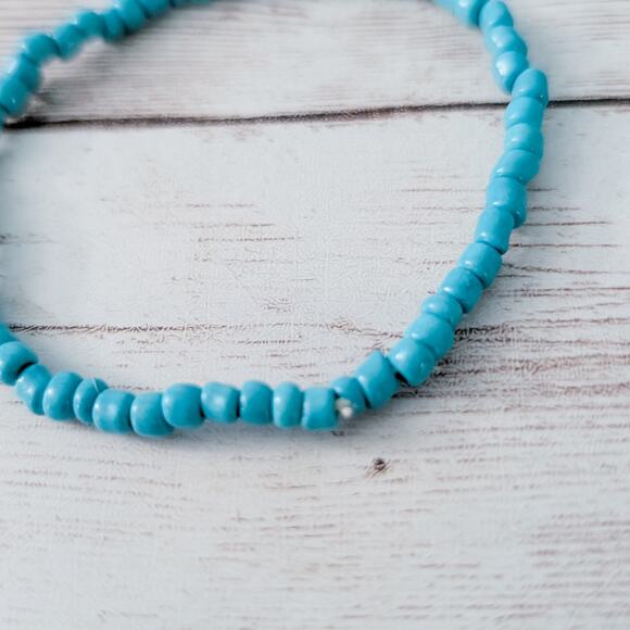 Vintage Stretch Bracelet - Thin - Turquoise Tone - Picture 4 of 7